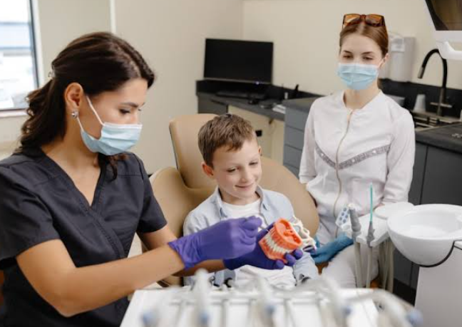 How Family Dental Practices Help New Patients Feel Oriented And Informed